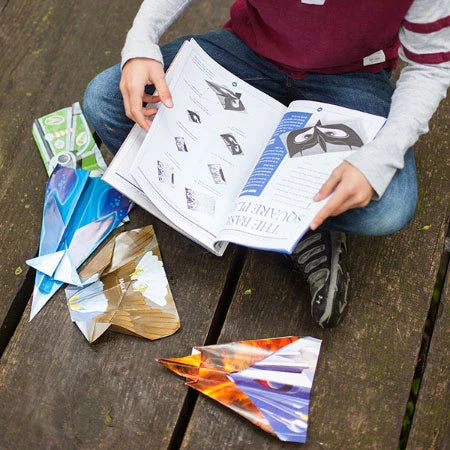 World Record Paper Airplane Book - Best Arts &amp; Crafts for Ages 6 to 7 - US 5041