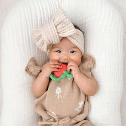 Chew Crew Easy-hold Silicone Teether - Best for Ages 0 to 2 - US 9695