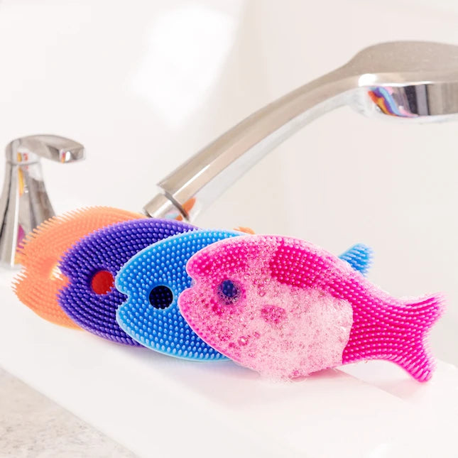 Silicone Fish Bath Scrub - Best Baby Toys &amp; Gifts for Ages 0 to 4 - US 5168