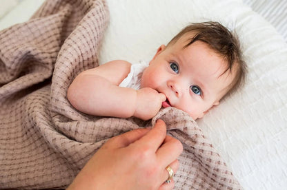 Waffle Blanket - Best Baby Toys &amp; Gifts for Ages 1 to 3 - US 5111